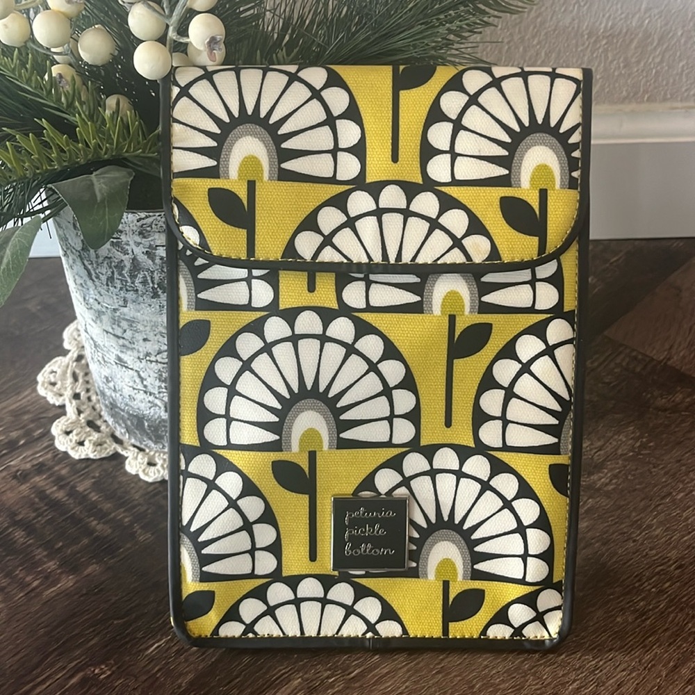 Petunia Pickle Bottom Stowaway iPad Magnet Sleeve Case, Floral Yellow Blk White
